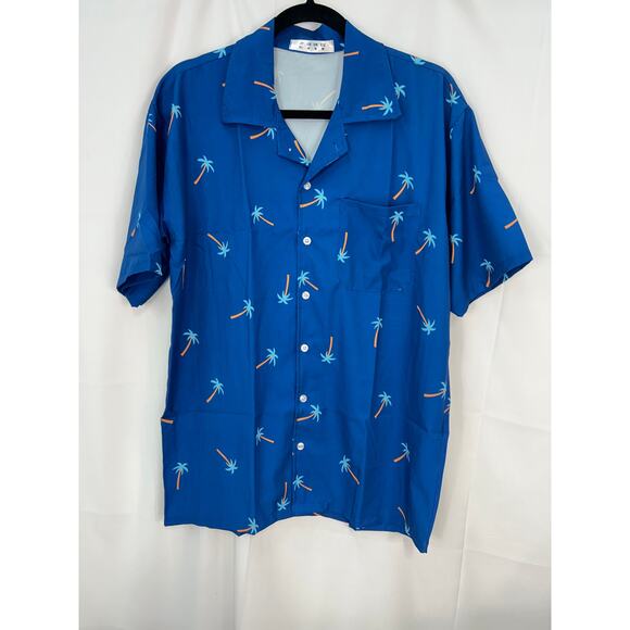 NWOT Men’s Palm Tree Button Down Size Medium Short Sleeve Color Blue - Picture 12 of 13